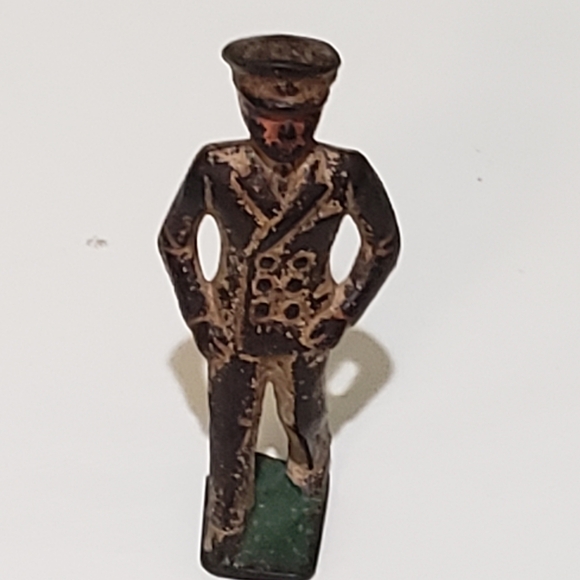 Set of 2 Vintage Metal Figures - Picture 3 of 5